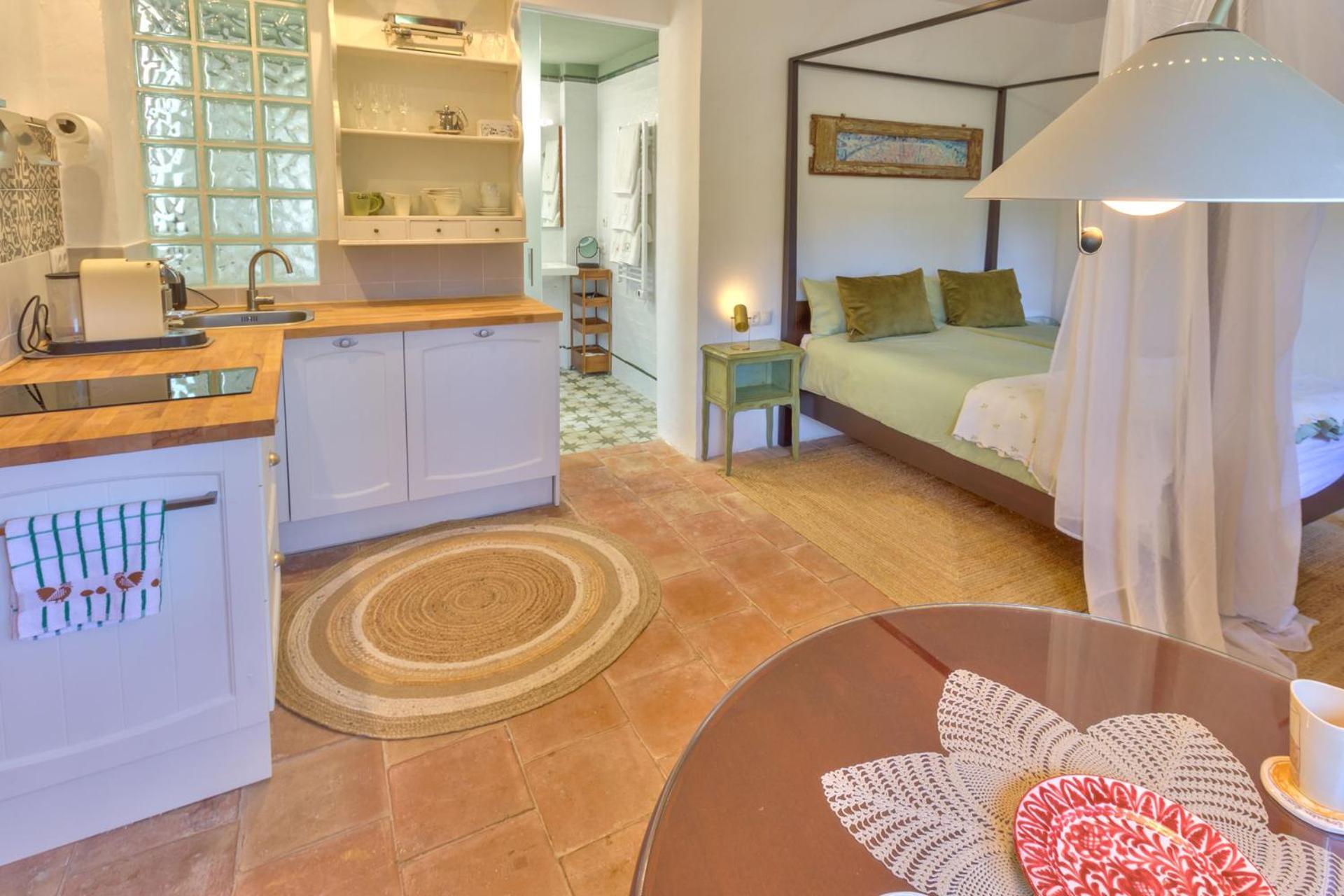 Cortijo El Pino Retreat Bed & Breakfast Albunuelas Exterior photo