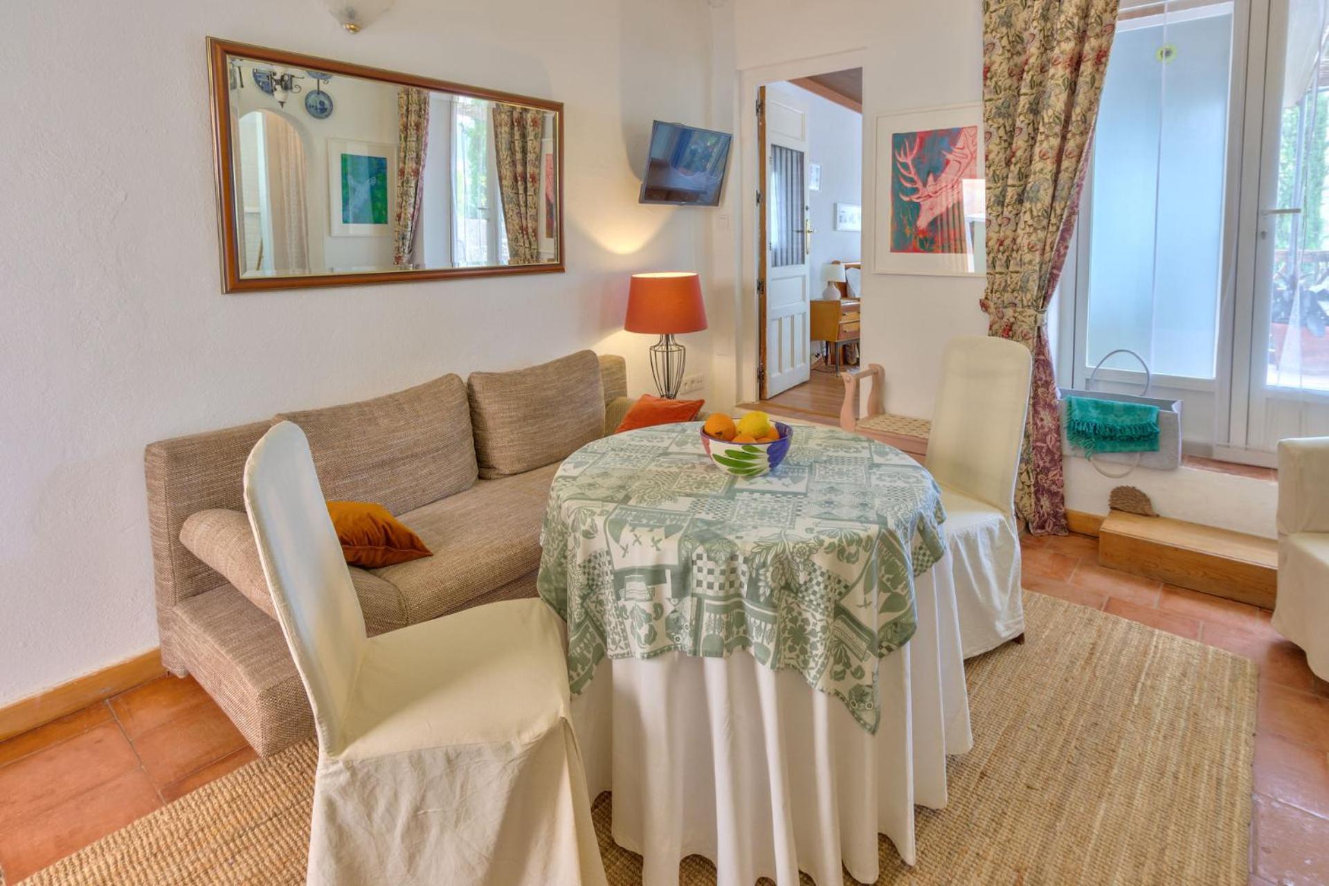 Cortijo El Pino Retreat Bed & Breakfast Albunuelas Room photo